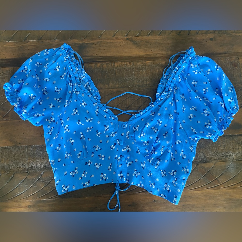blue floral cotton-on on or off shoulder blouse